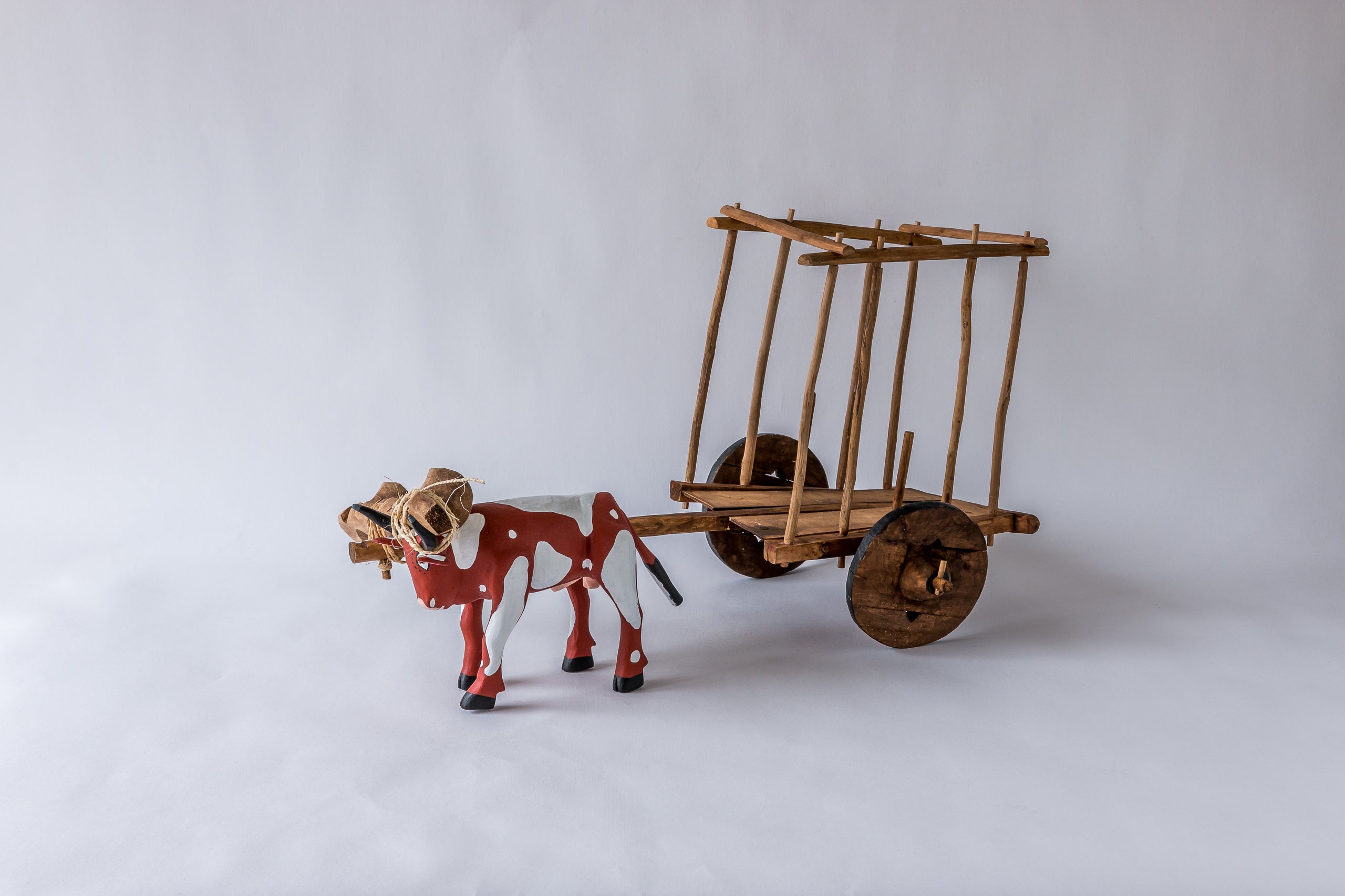 Traditional Oaxacan ox cart with one ox.